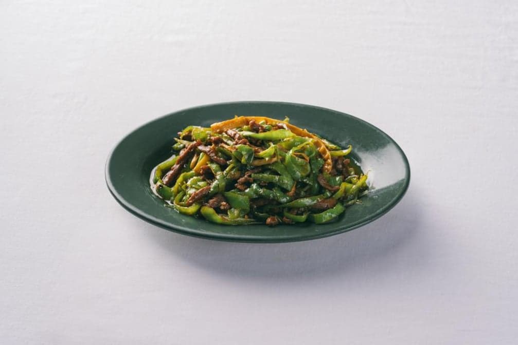 Shredded Beef with Green Chili 小椒牛肉