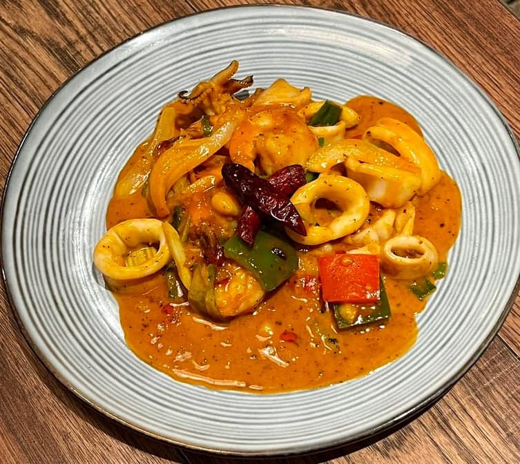 SP13.Salted Egg Shrimp and Squid