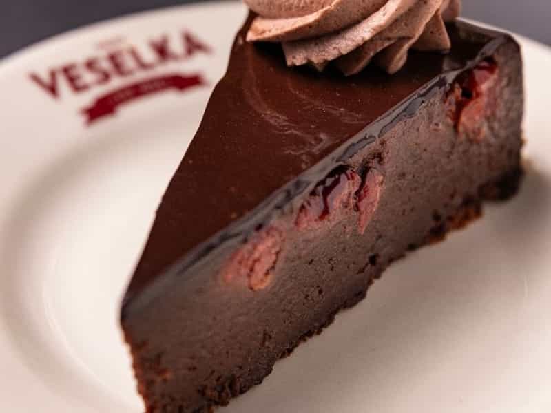 Piana Vyshnia Cake