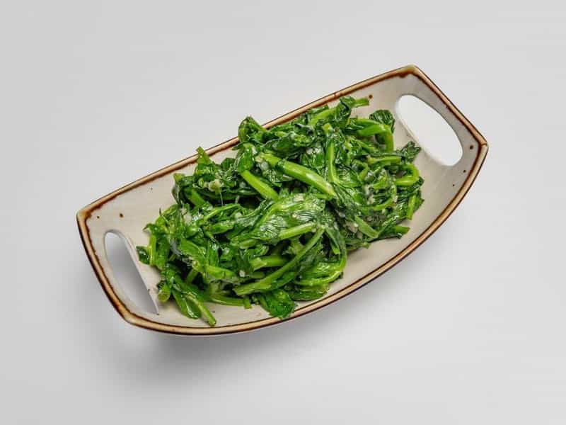 Pea Leaves w. Garlic 蒜炒豆苗