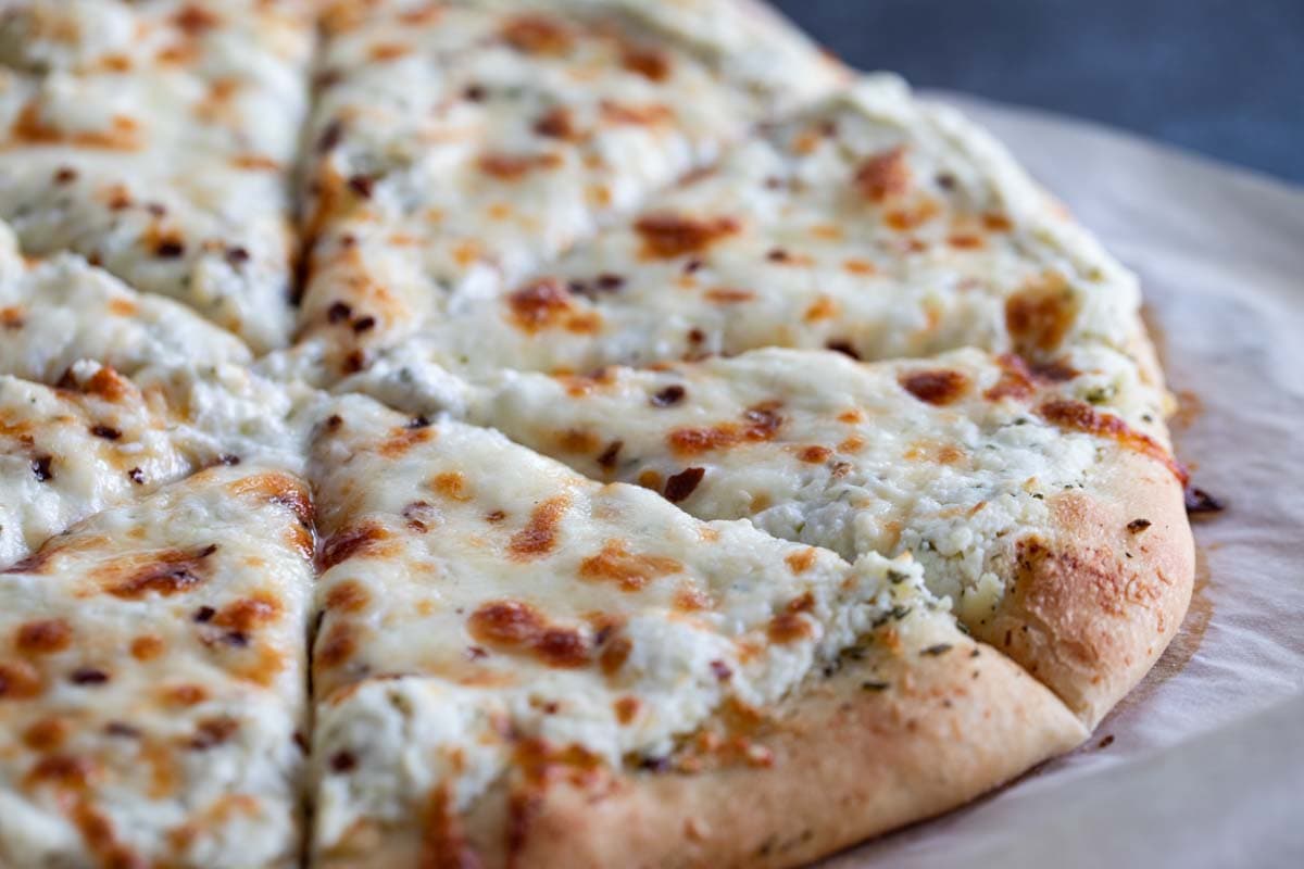 White Ricotta Pizza Pie