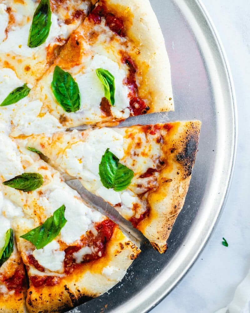 Cauliflower Margherita Pizza
