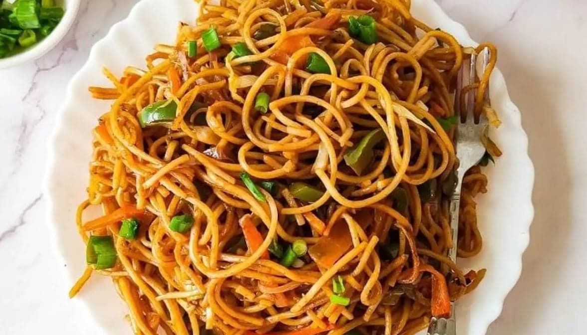 L / Vegetable Lo Mein