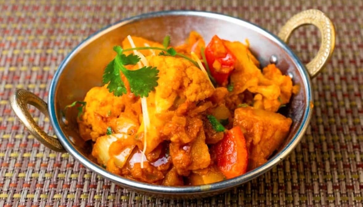 Aloo Gobi Ghar Ki