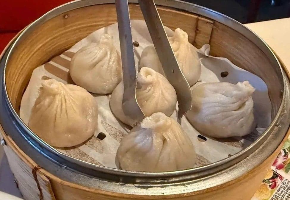 Shanghai Juicy Pork Bun(6)
