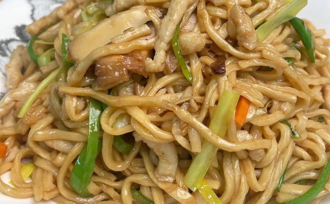 Braised E-Fu Noodle W. Mushroom