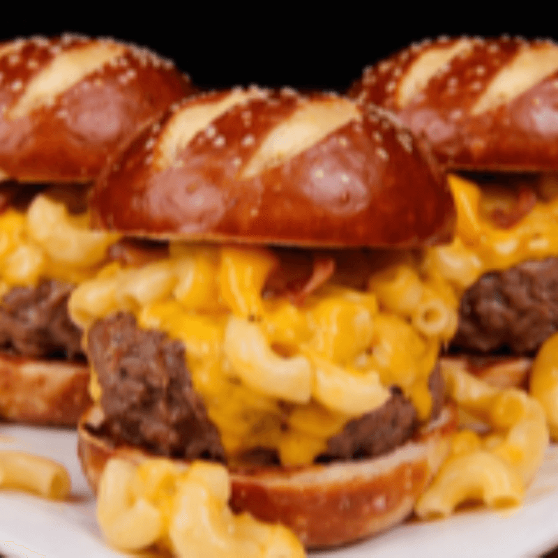 Mac 'N Cheese Mini Burgers