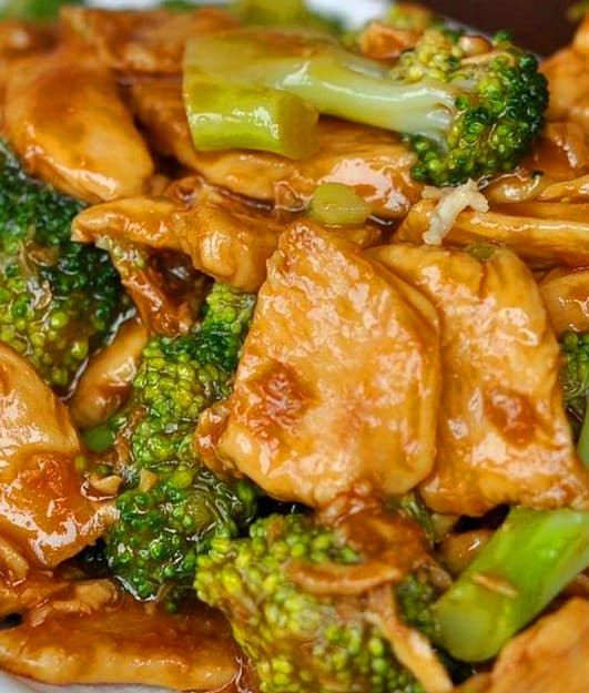 Chicken With Broccoli