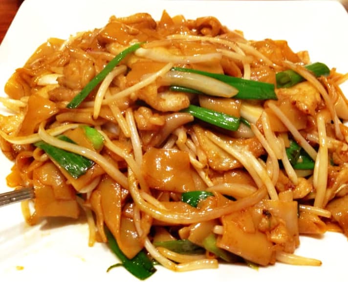 Chicken Chow Fun