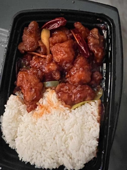 C11. General Tso's Chicken Combo Platter