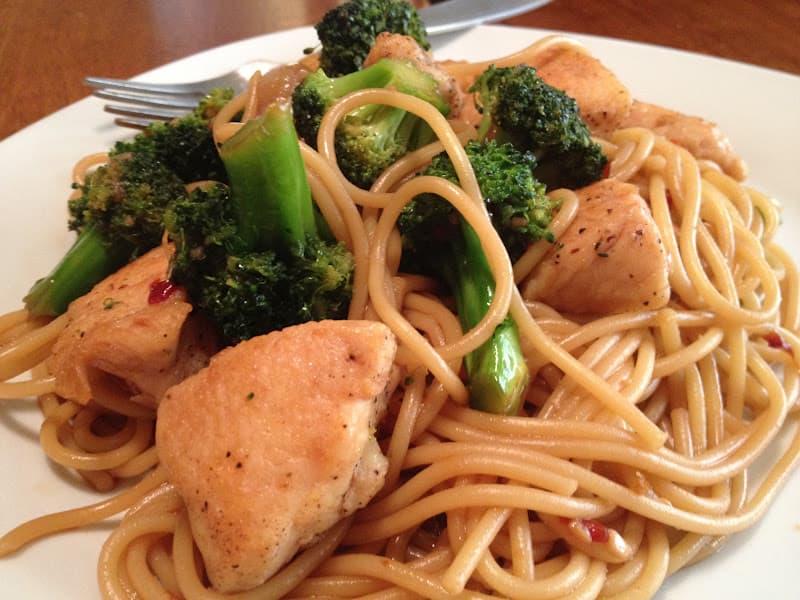 Chicken with Broccoli Platter