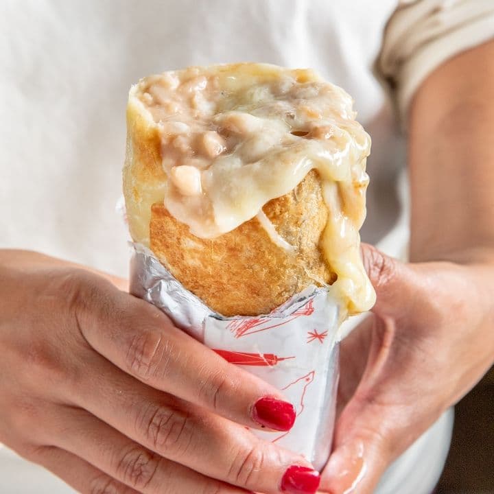 FRIJOL CON QUESO