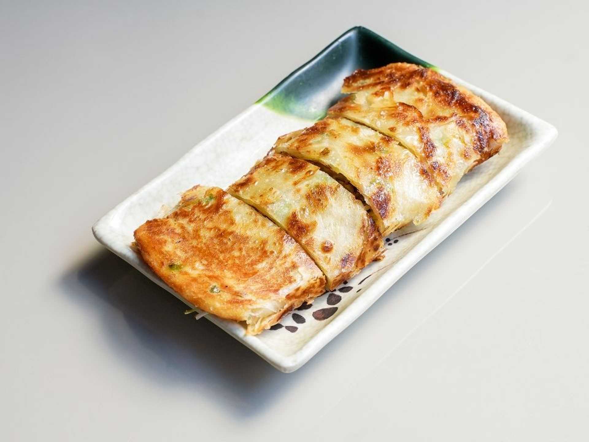 Scallion Pancake w. Shredded Duck