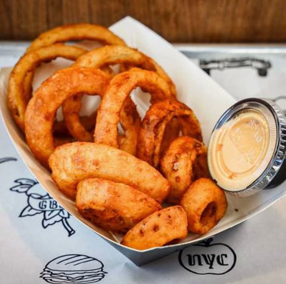 BEER BATTERED ONION RINGS