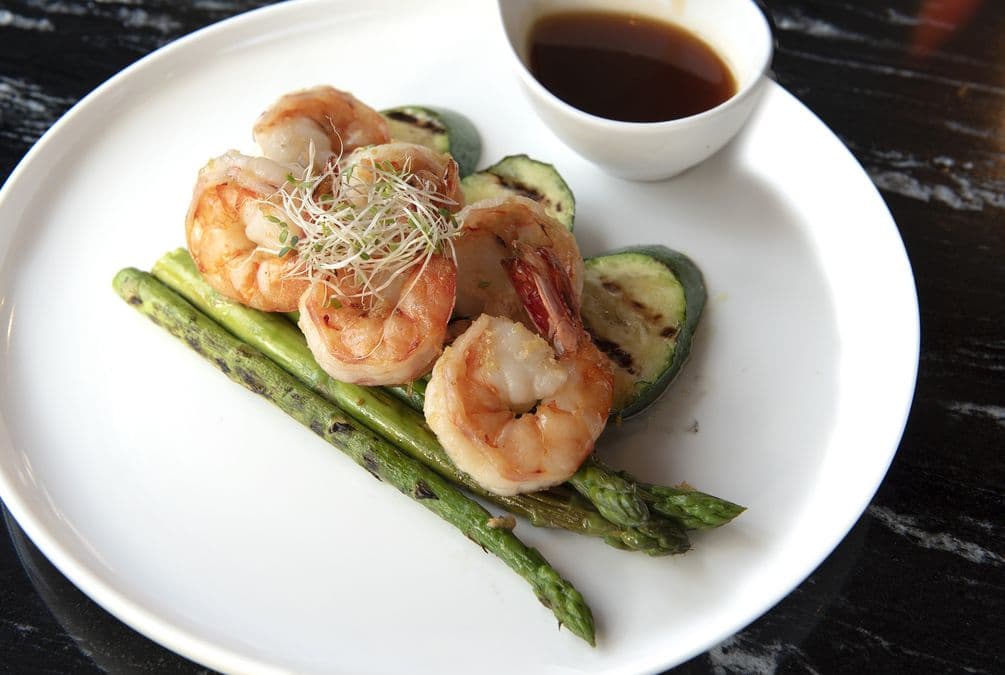 Broiled Jumbo Prawns Entrée
