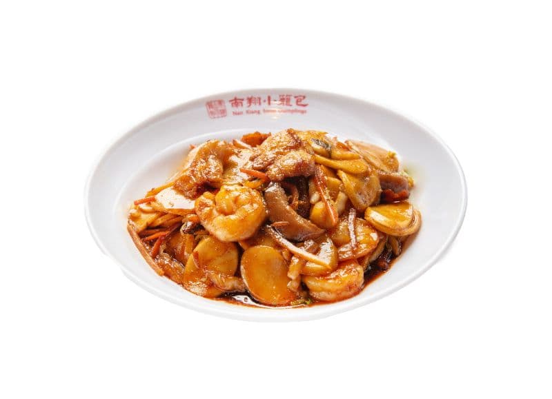 Seasonal Seafood Stir-Fried Rice Cakes