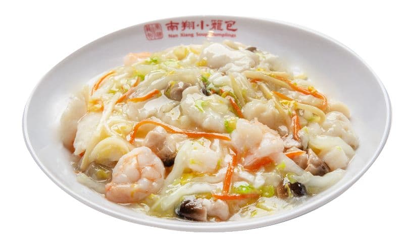 Seasonal Seafood Pan-Fried Crispy Noodles